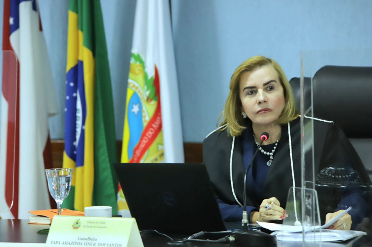 Conselheira do TCE-AM, Yara Lins, suspende licitação de Tefé por irregulares