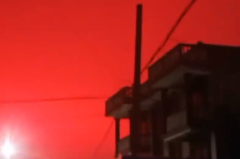 Céu fica vermelho em cidade na China e população entra em pânico; veja vídeo