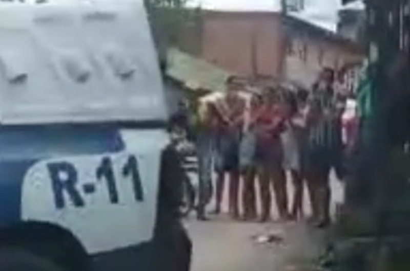 Homem tem joelho estour4do ao tentar fugir com moto roubada em Manaus; veja vídeo