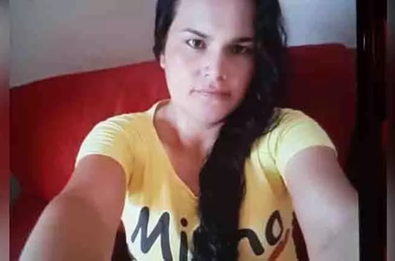 Criança de 5 anos vê a própria mãe sendo morta pelo tio dentro de casa