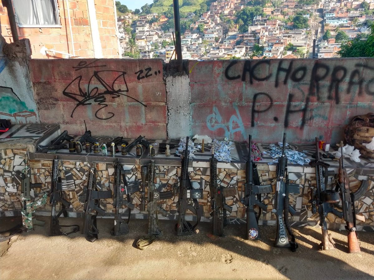 Bope cancela CPF de 19 criminosos e recupera fuzis; veja vídeo