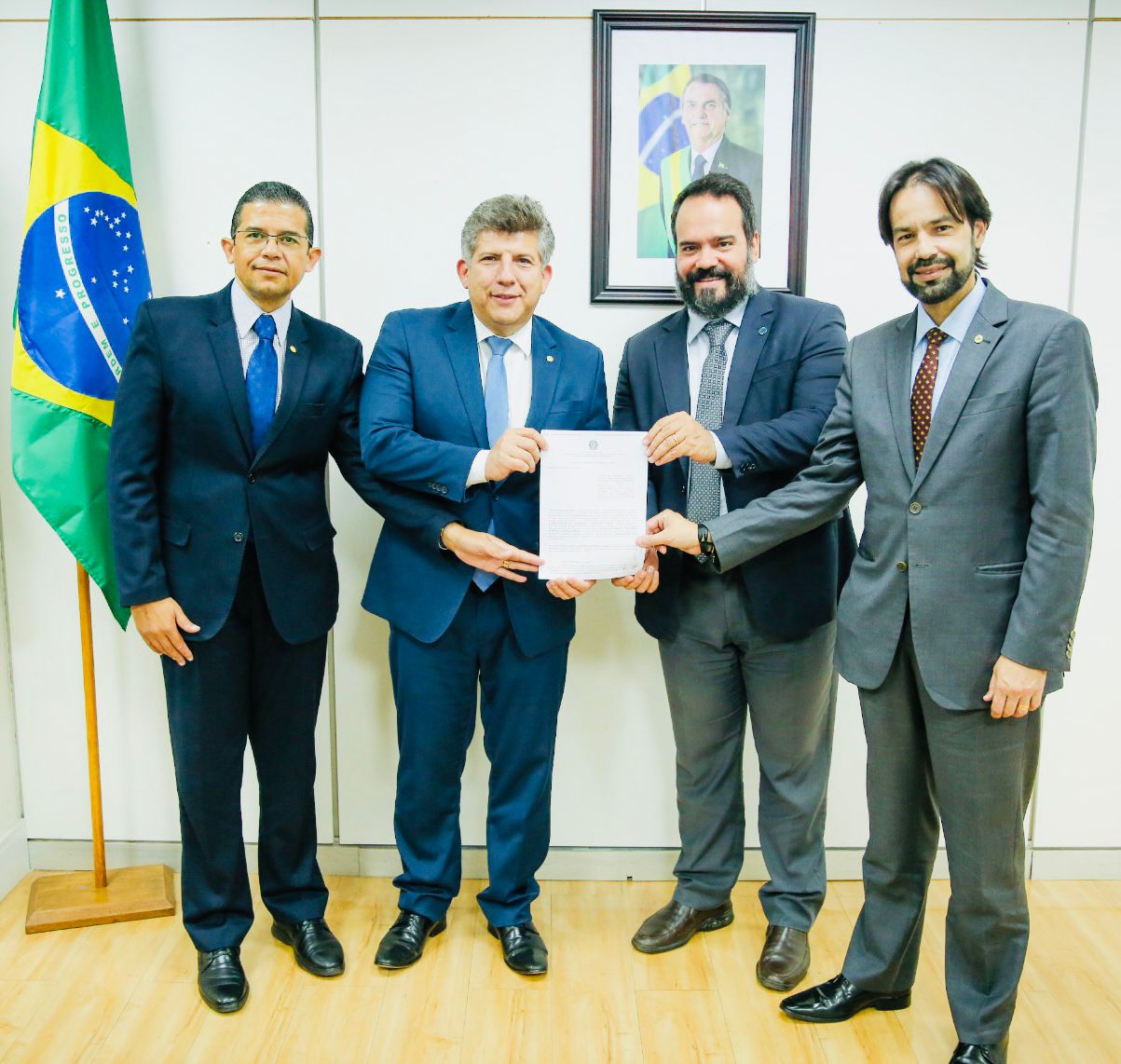 Unale, Aleam e Ministério da Cidadania assinam termo de cooperação inédito no cuidado, prevenção a depressão, suicídio e drogas no Brasil