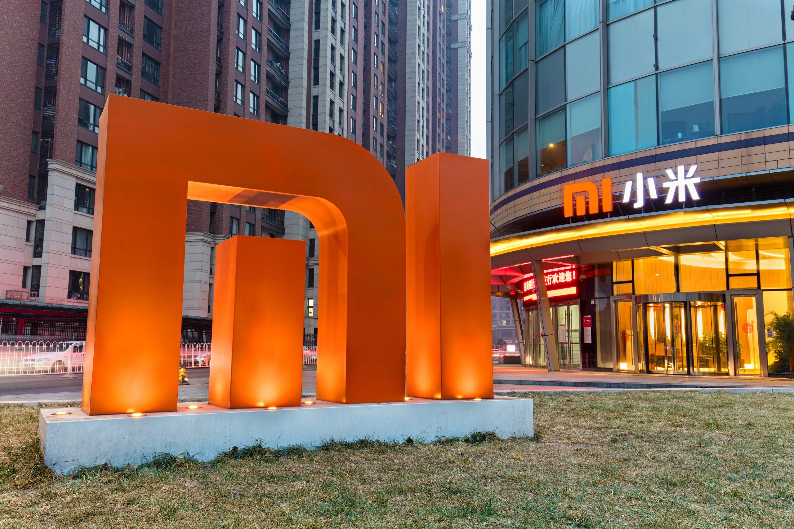 Xiaomi atinge a marca de 500 milhões celulares ativos no mundo, atrás apenas de Samsung e Apple