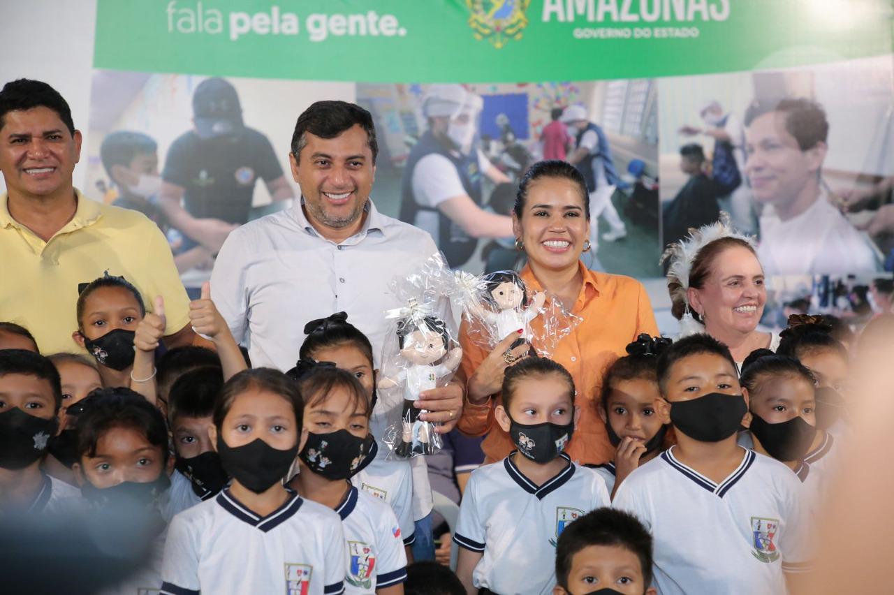 Governo do Estado injeta mais de R$ 1 milhão na economia de Parintins para setor social e produção rural