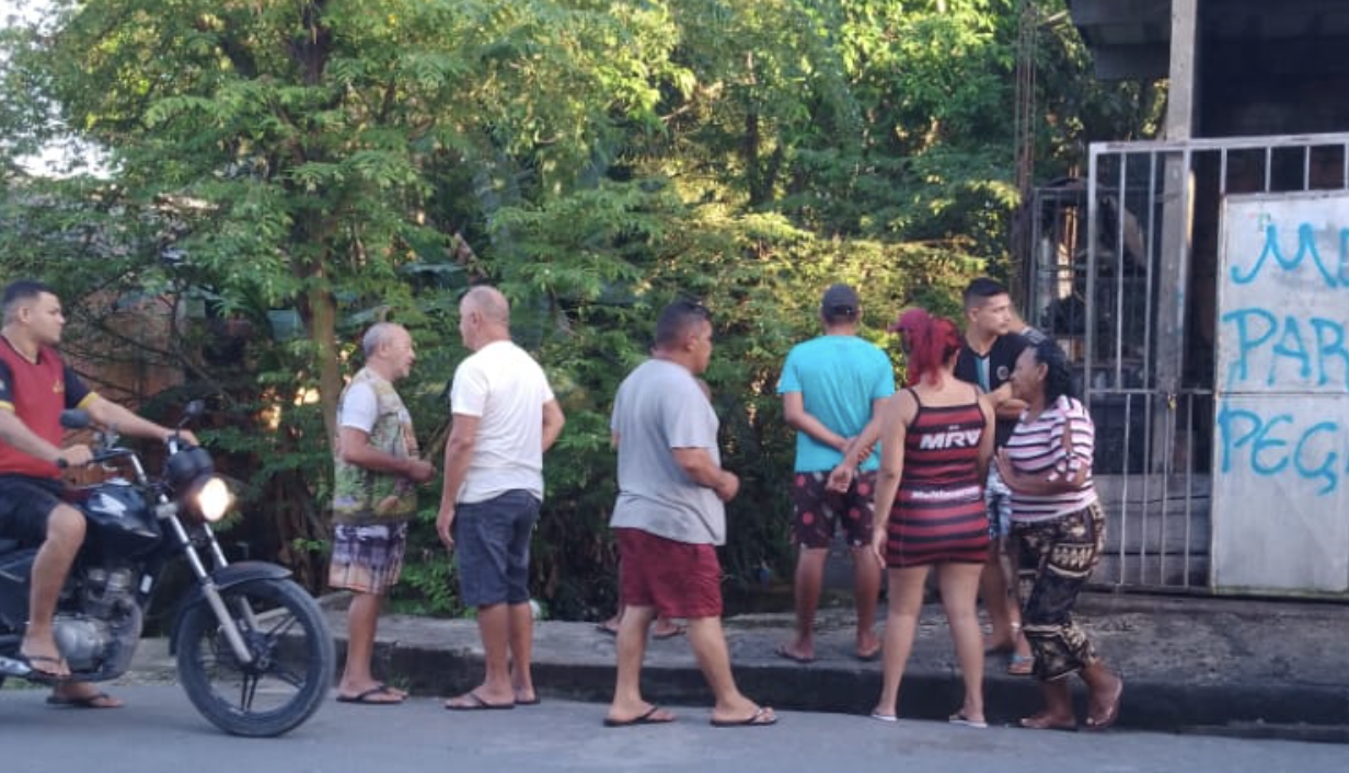 Urgente: corpo é encontrado boiando em igarapé do Jorge Teixeira