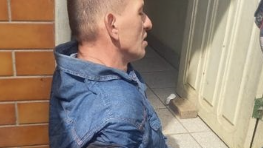 Bandido leva balaço ao tentar roubar arma de segurança no balneário do Sesc, em Manaus