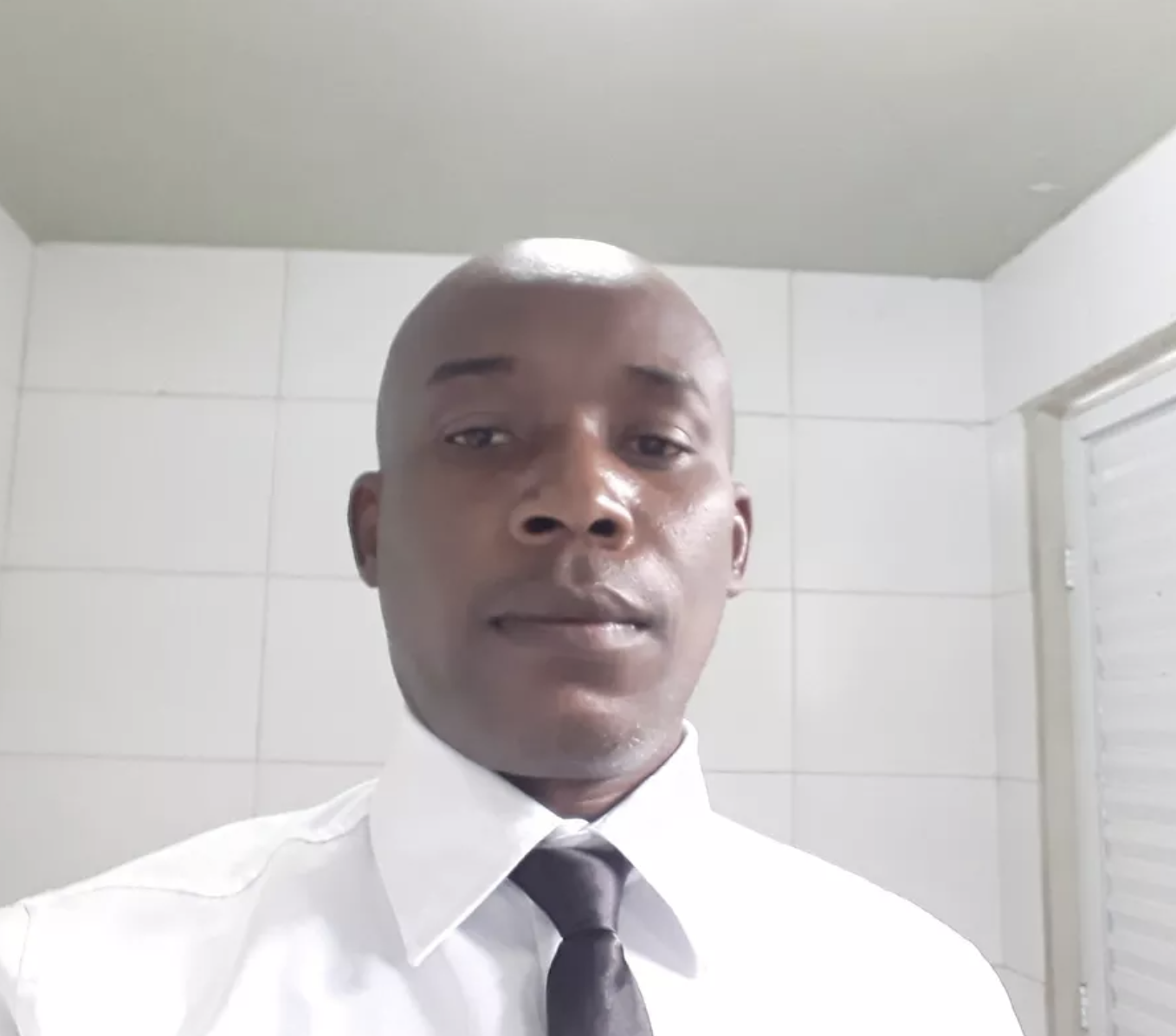 Segurança deixou de ir ao aniversário do neto e acabou morto em tiroteio