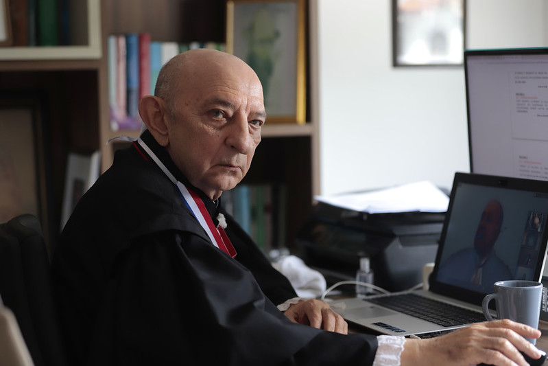 Justiça suspende liminar que impedia novos validadores do sistema de bilhetagem eletrônica em Manaus