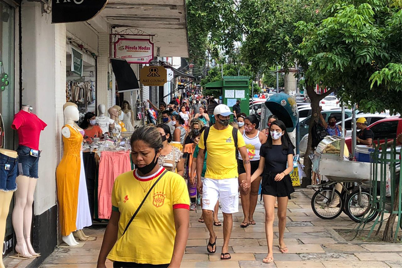 Mais da metade do Amazonas está com o nome sujo, diz pesquisa do Serasa