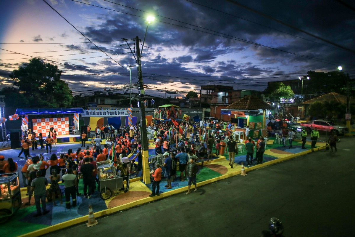 Prefeitura entrega praça do Leme revitalizada no bairro Compensa