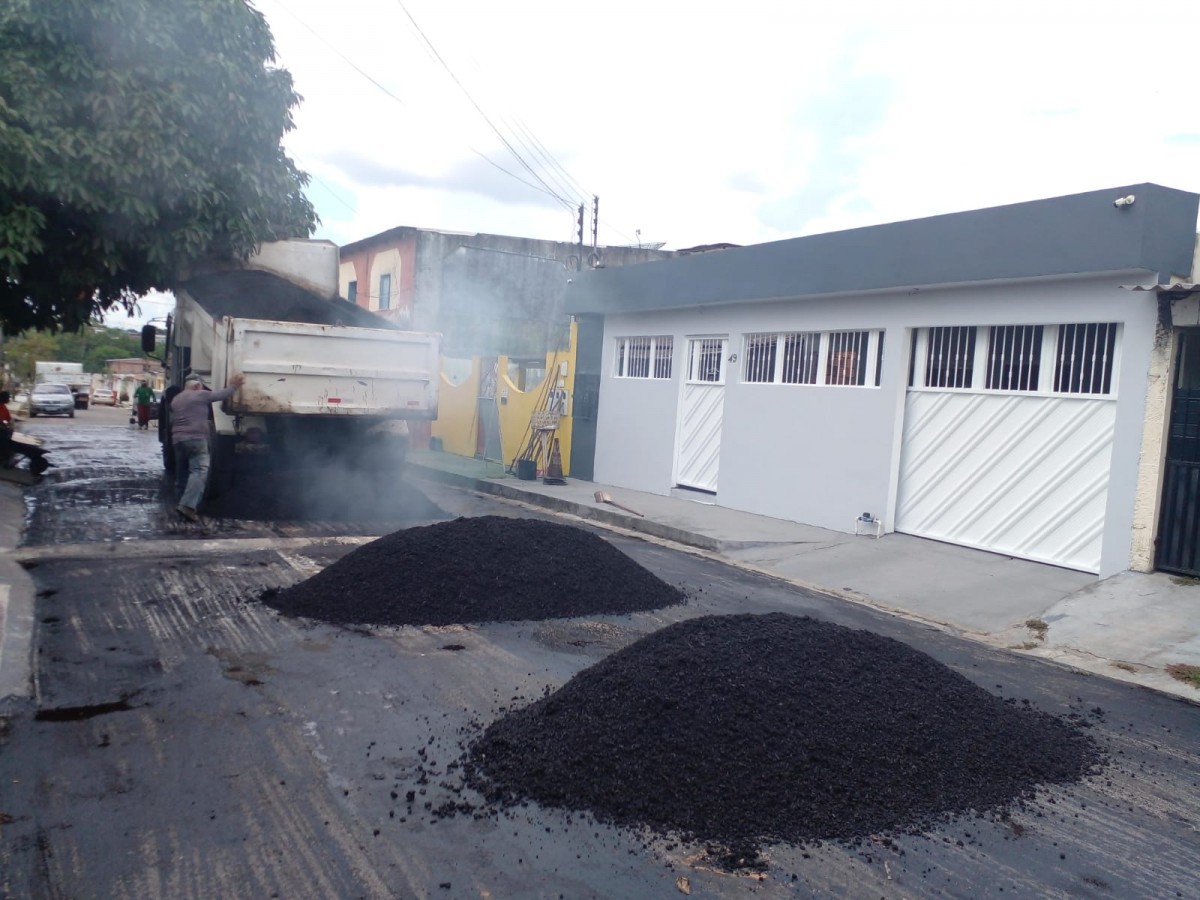 Prefeitura de Manaus leva infraestrutura à rua da comunidade Mundo Novo