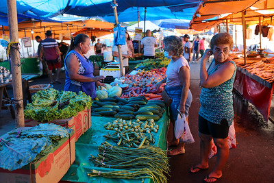 Revitalização de feiras e mercados fomenta negócios e resgata espaços de convivência comunitária em Manaus