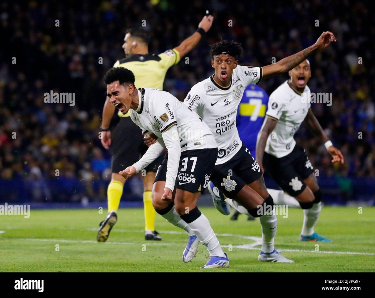 Corinthians supera Boca nos pênaltis e segue vivo na Libertadores