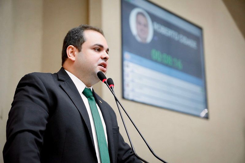 Presidente Roberto Cidade faz balanço das atividades do primeiro semestre da Aleam