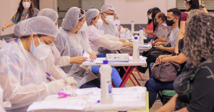 Mais de mil casos da Covid-19 são registrados no AM e pessoas voltam a morrer pelo vírus