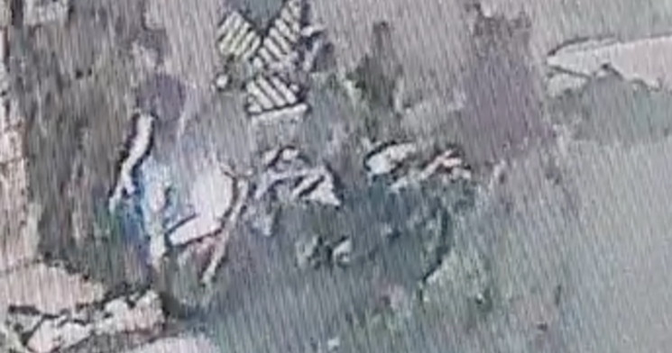 Falso mototaxista e garupa fazem “a limpa” em família que estava na porta de casa no Jorge Teixeira