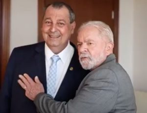 Eleições 2022: esquerda se movimenta em Manaus após Lula "selar pacto" com Omar Aziz