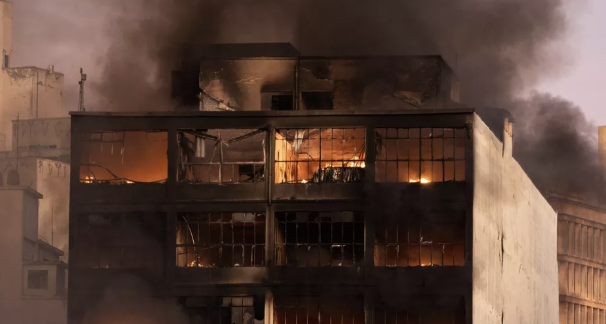 Veja como ficou prédio que pegou fogo na 25 de Março, em São Paulo