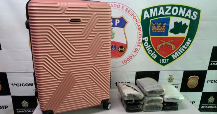 Mala recheada com “skunk” é abandonada no Porto da Balsa Amarela