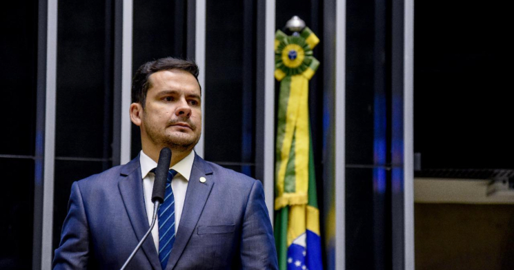 Emenda do Deputado Capitão Alberto Neto à LDO vai favorecer mais de 18 mil famílias da pesca artesanal em 2023