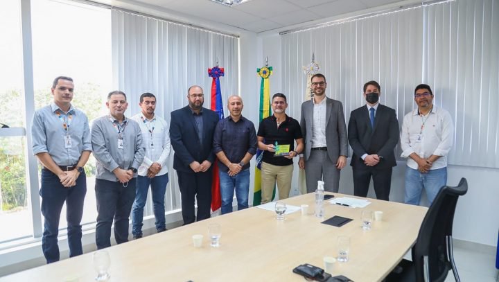 Prefeito David Almeida e Banco do Brasil alinham projetos de infraestrutura e ampliação do turismo esportivo para Manaus