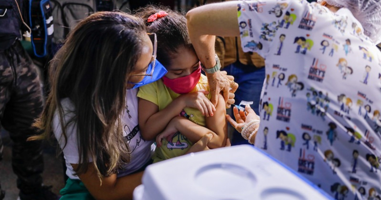 Mais de 900 crianças de 3 e 4 anos de idade já receberam a vacina contra a Covid-19 em Manaus