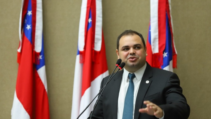 Roberto Cidade pede melhorias na distribuição de água e no esgotamento sanitário da zona rural de Manaus