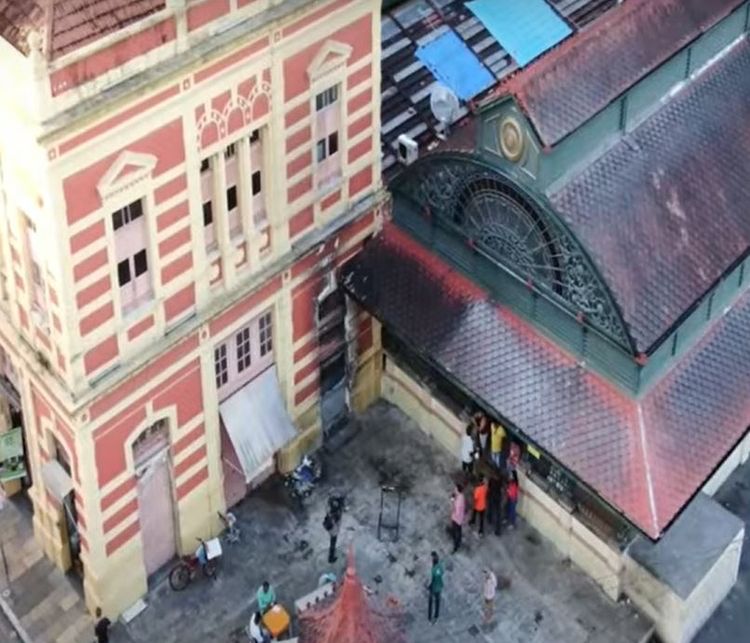 Loteria que pegou fogo e deixou 4 pessoas em estado grave, é interditada no Centro de Manaus