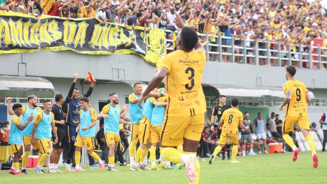 Amazonas FC vence Portuguesa e garante o acesso inédito para a série C 2023