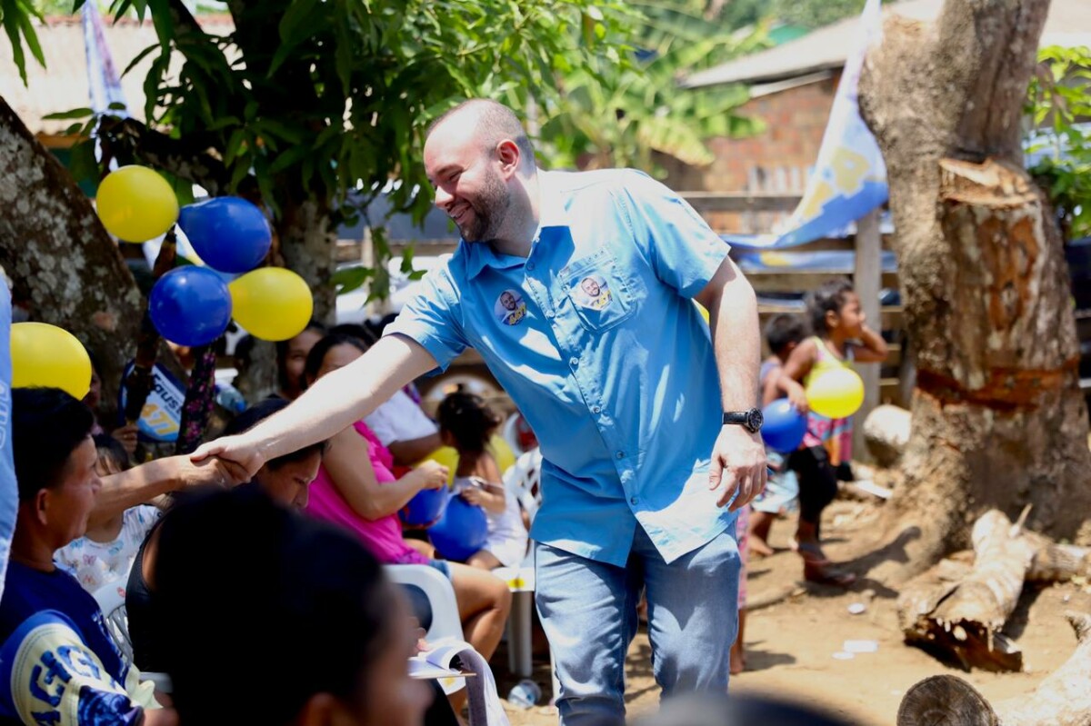 Em Iranduba, Fausto Santos Jr. recebe forte apoio da população