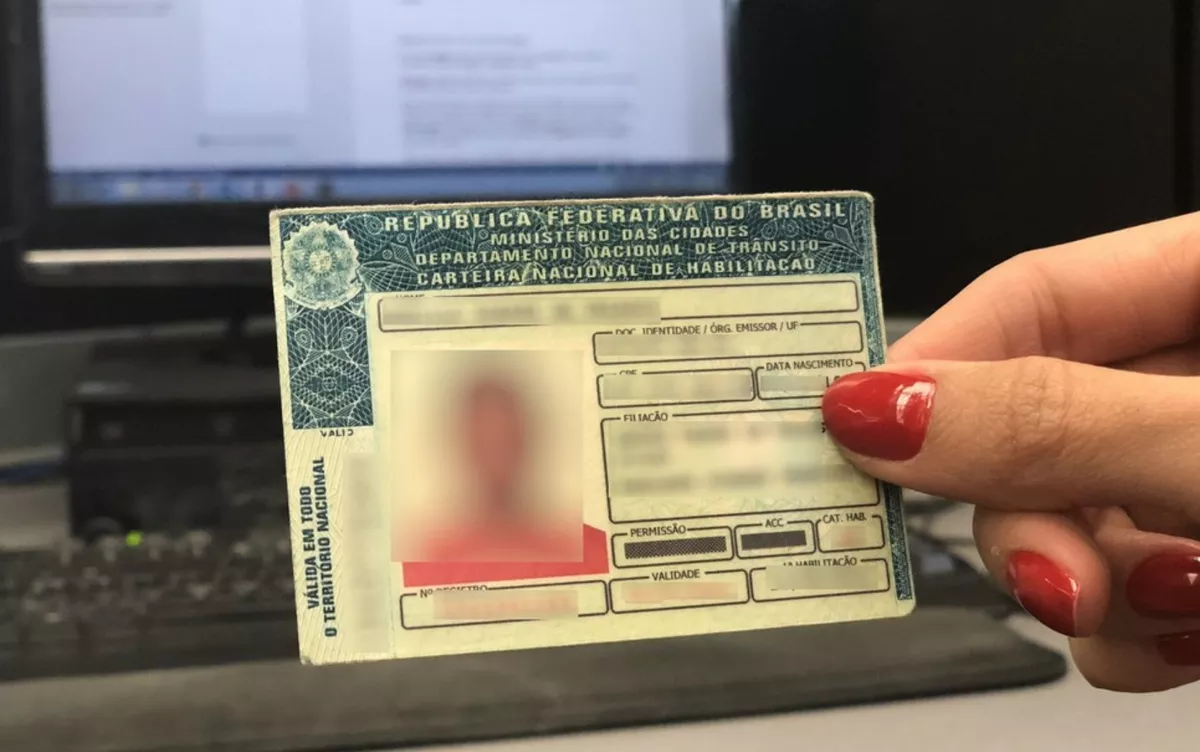 Detran divulga lista com 15 mil aprovados no projeto CNH Social no Amazonas