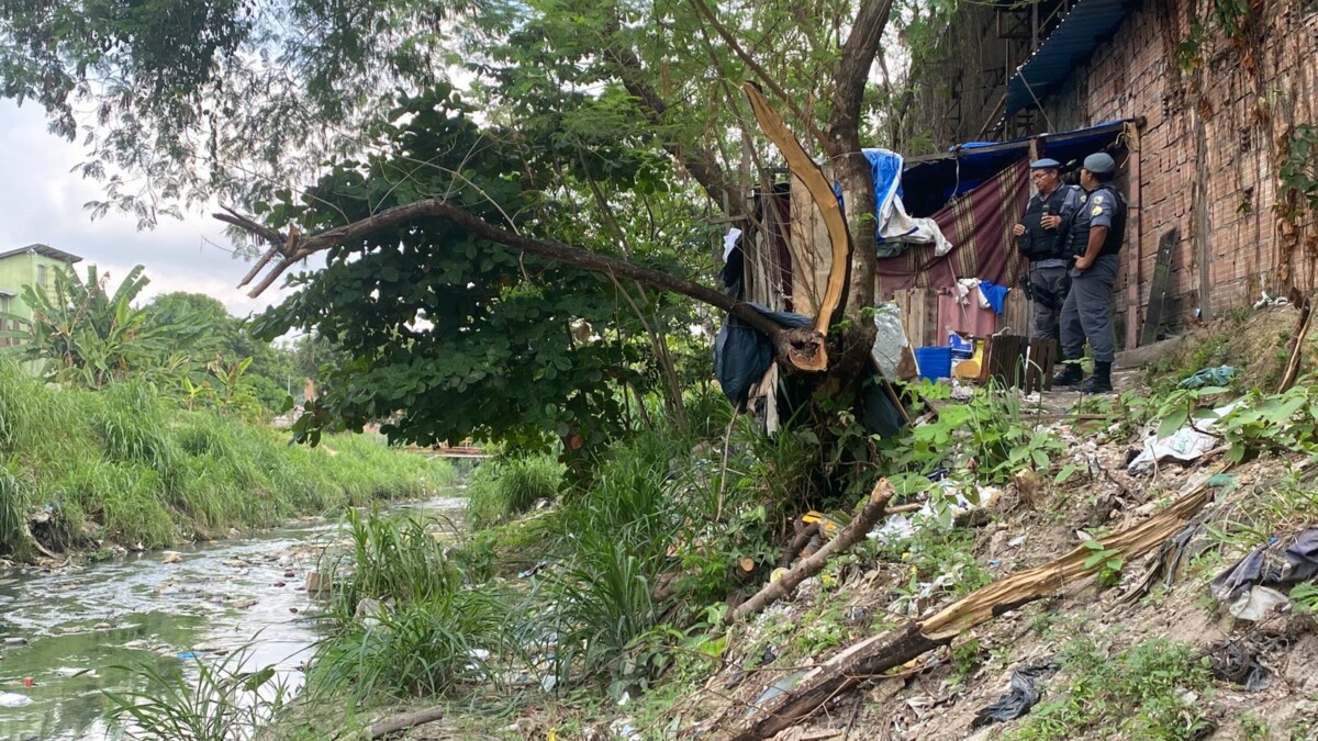Urgente: ‘catador de latinha’ é assassinado dentro de casebre na zona Leste de Manaus