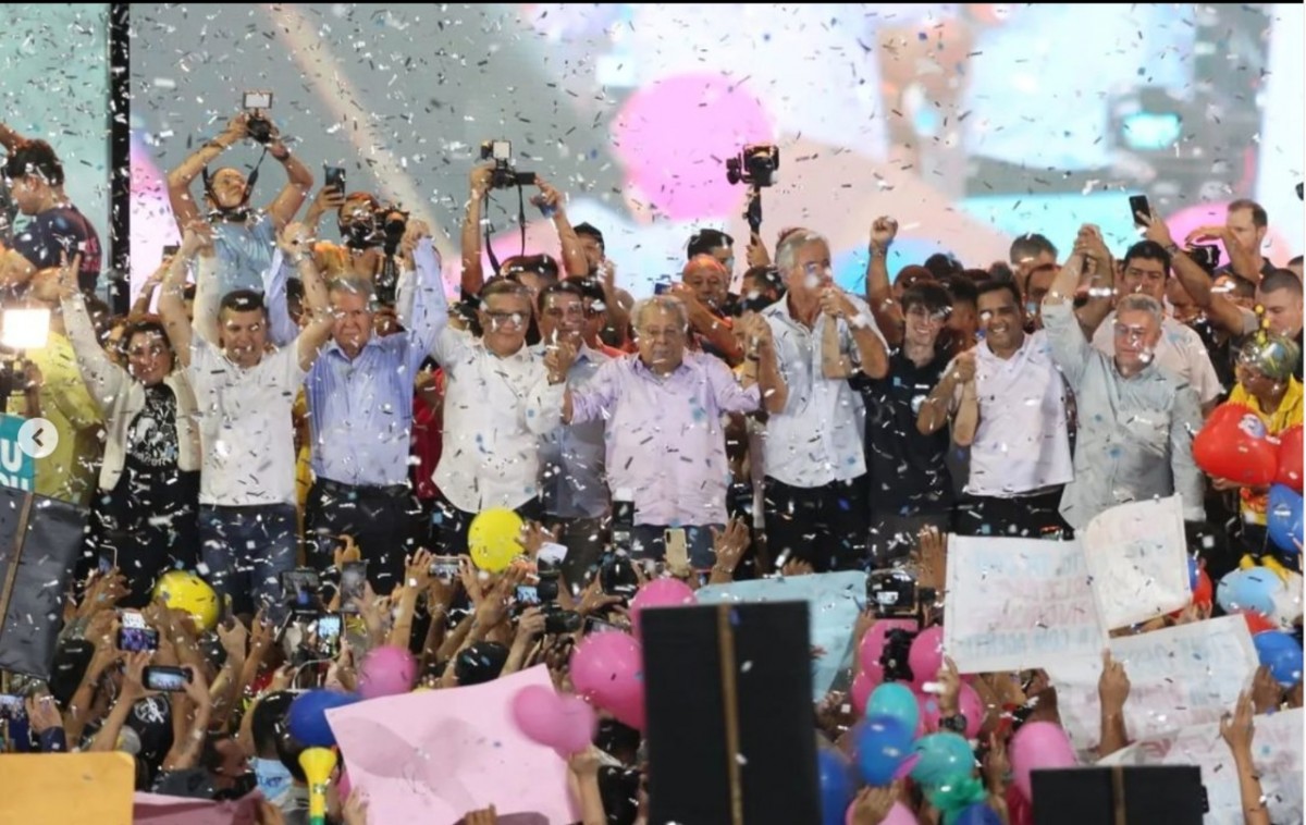 Campanha eleitoral de Amazonino Mendes é acusada de plágio