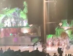 Alegoria despenca no Festival de Cirandas de Manacapuru e deixa vítimas em estado grave; veja vídeo