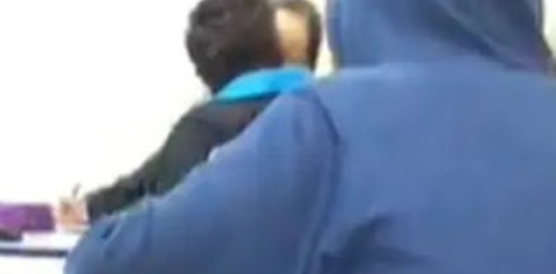 Alunos viralizam com vídeo ensinando colegas a ‘Arte do Kamasutra’ dentro da sala de aula; veja