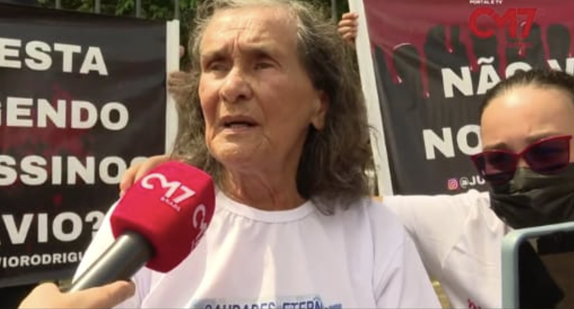 “Meu coração está inchado de tanto sofrer” diz mãe de Flávio Rodrigues após três anos sem justiça