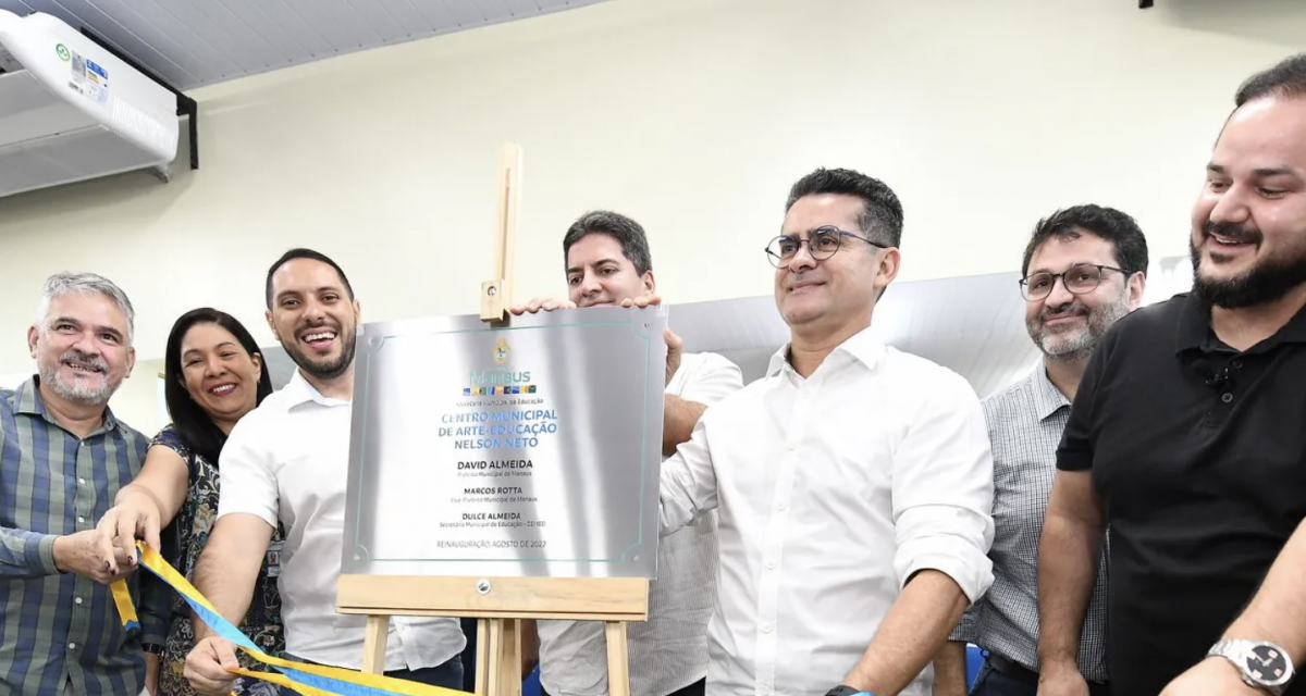 David Almeida destaca investimentos na educação municipal ao reinaugurar Cmae Nelson Neto