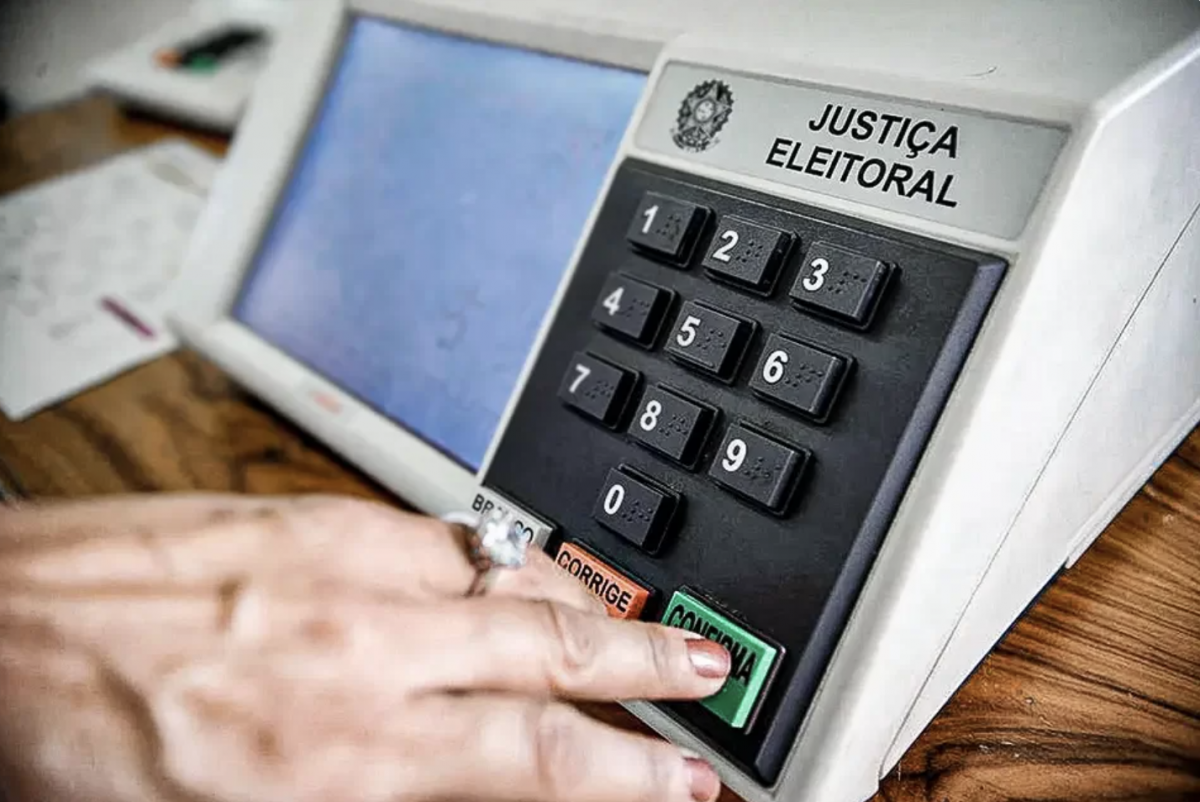 Prazo para pedir voto em trânsito termina na próxima quinta-feira (18)