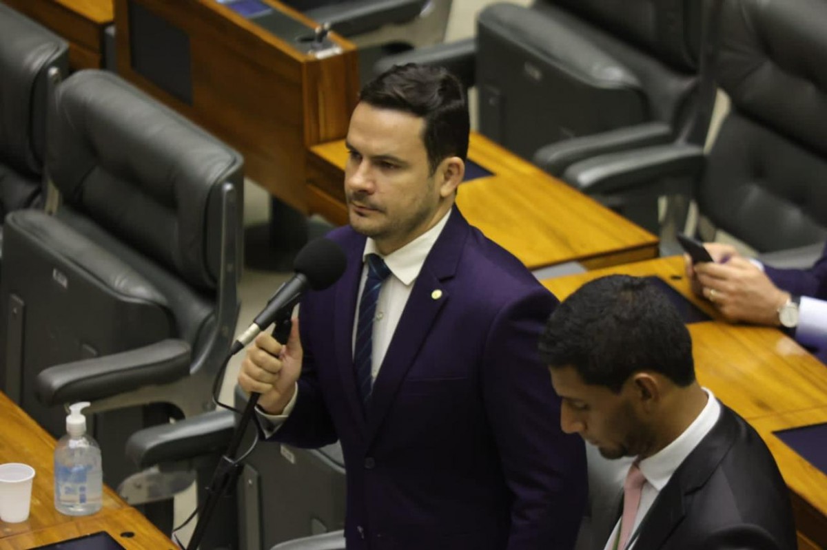 Amazonas tem um deputado 5 estrelas segundo o site Legisla Brasil
