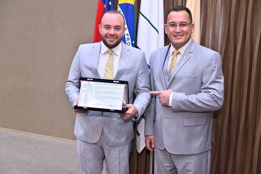 Fausto Santos Jr. recebe honraria máxima da CMM, ‘Diploma do Mérito da Cidade de Manaus’