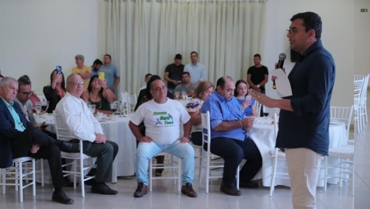 Wilson Lima se reúne com empreendedores do turismo, que declaram apoio à reeleição do governador