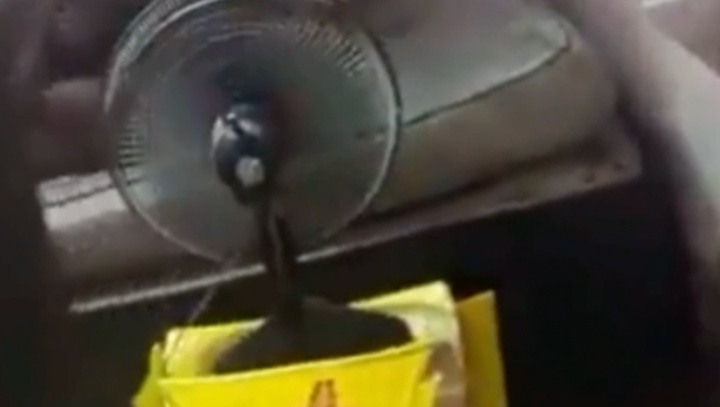 Mulher acorda marido que estava de conchinha com a amante na base da paulada; veja vídeo