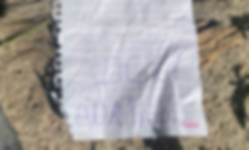 Cenas fortes: facção desova corpo degolado com bilhete misterioso em Manaus