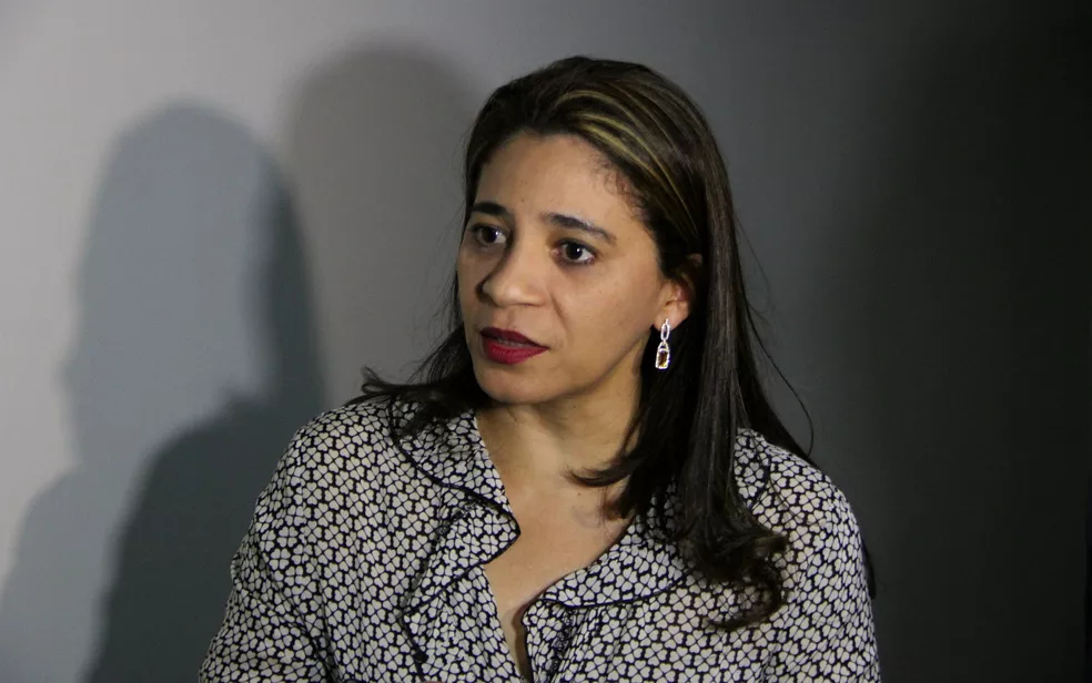 Revoltada após ser excluída de debate, Nair Blair grava vídeo ‘detonando’ Band Amazonas; veja