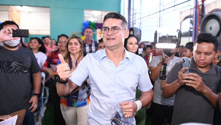 Gestão do prefeito David Almeida tem 84% de aprovação popular, diz pesquisa