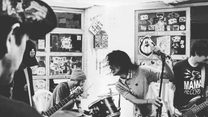 Jovens promovem ‘Conexão Rock Solidário’ para arrecadar alimentos e fraldas para abrigos de Manaus