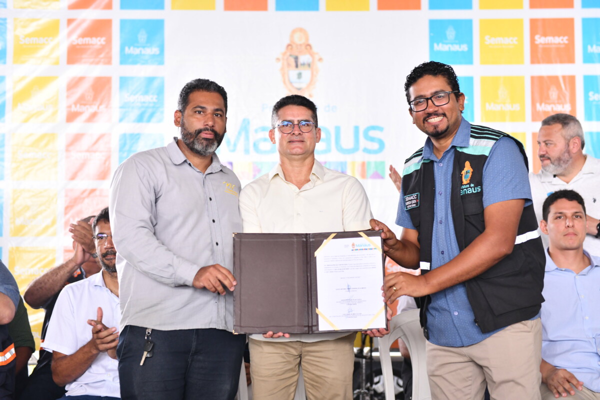 David Almeida anuncia reforma da feira do Porto da Ceasa e reforça compromisso com permissionários