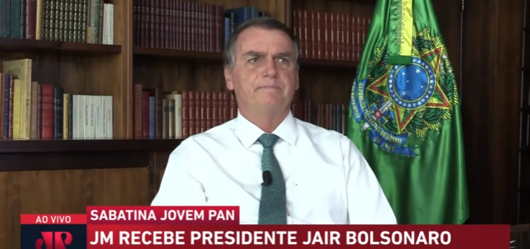 Presidente Bolsonaro se questiona: “o poder emana do povo ou de um Ministro do TSE?”; veja vídeo