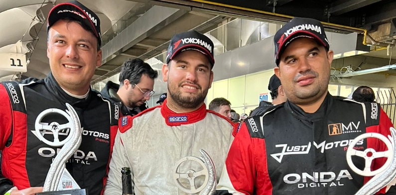 Amazonense Paulo De’Carli Filho faz história e garante segundo lugar na corrida 500 Km de Interlagos 2022