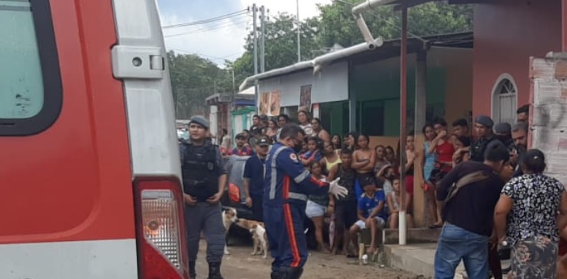 Adolescente tem ‘CPF cancelado’ após marcar encontro com amigo no Jorge Texas; veja vídeo